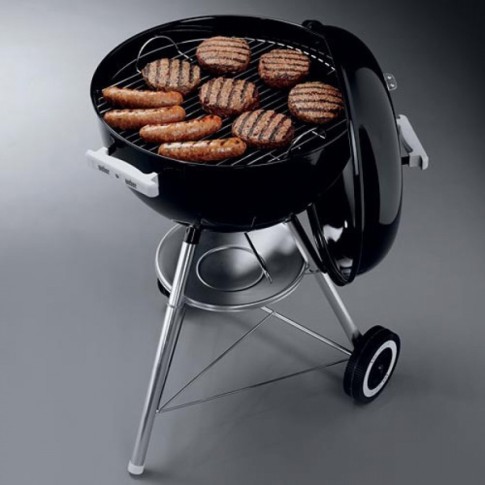 Угольный гриль Weber Classic Kettle, 57 см, чёрный China в Воронеже