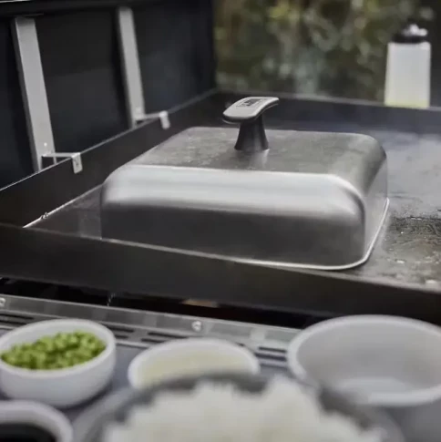 Крышка для жарки Weber  в Воронеже